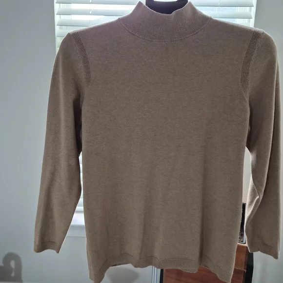 Talbots Petites Camel Tan Mock Neck Knit Sweater - Size LP - Picture 1 of 8